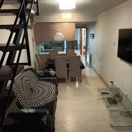 Bcn Aparts B25 略夫雷加特河畔奥斯皮塔莱特